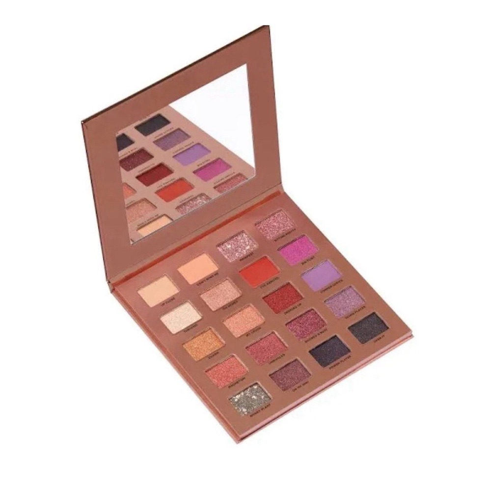 New Iconic London DESK TO DANCE 20 Eyeshadow Palette Satin Matte Shimmer‎ Set